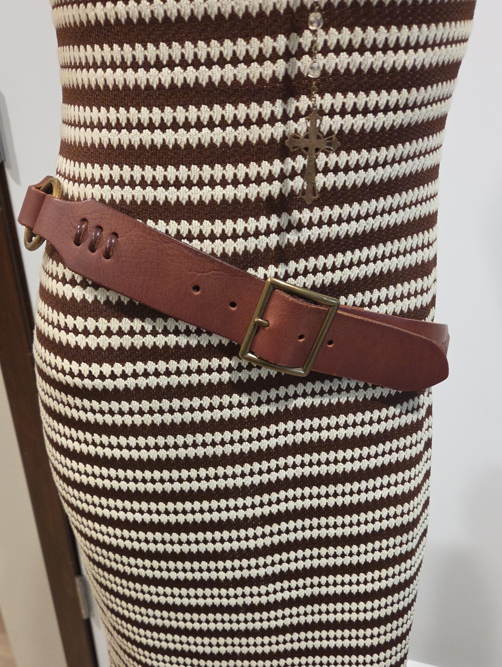 Armani Exchange Brown Leather Belt with Brass Buckle